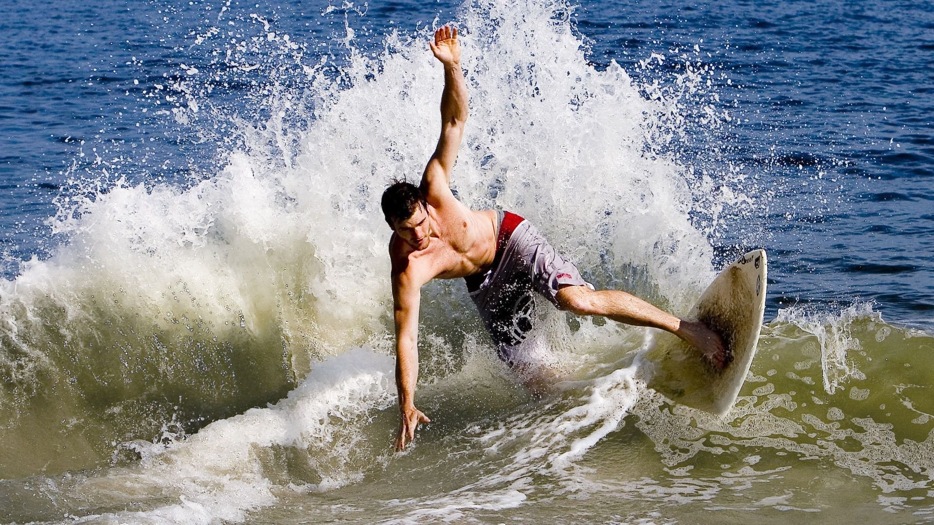 年轻球员用努力定义未来，努力的球员